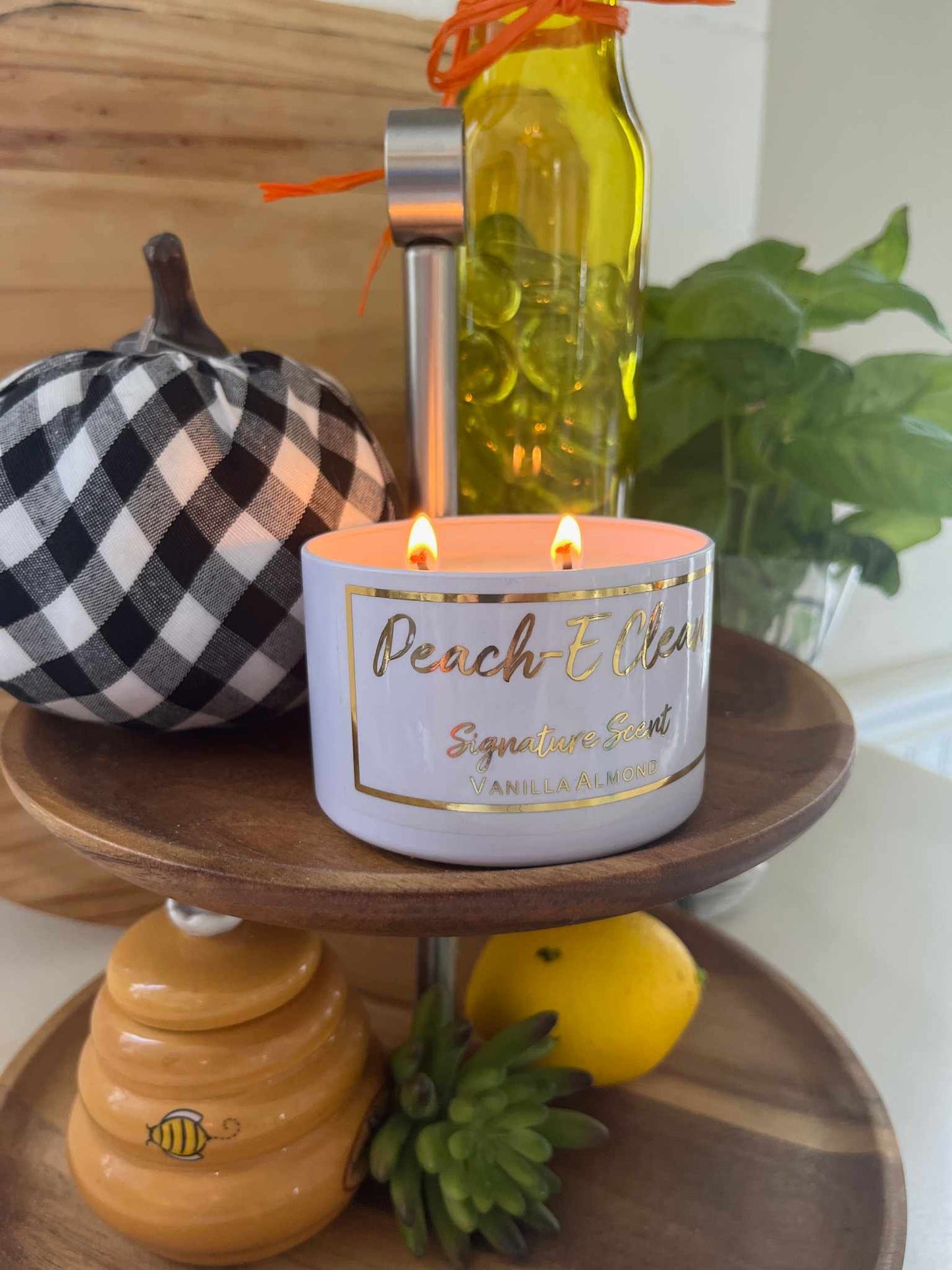 Peach-E Clean Home Collection Lavender Leaves™ Organic Candle